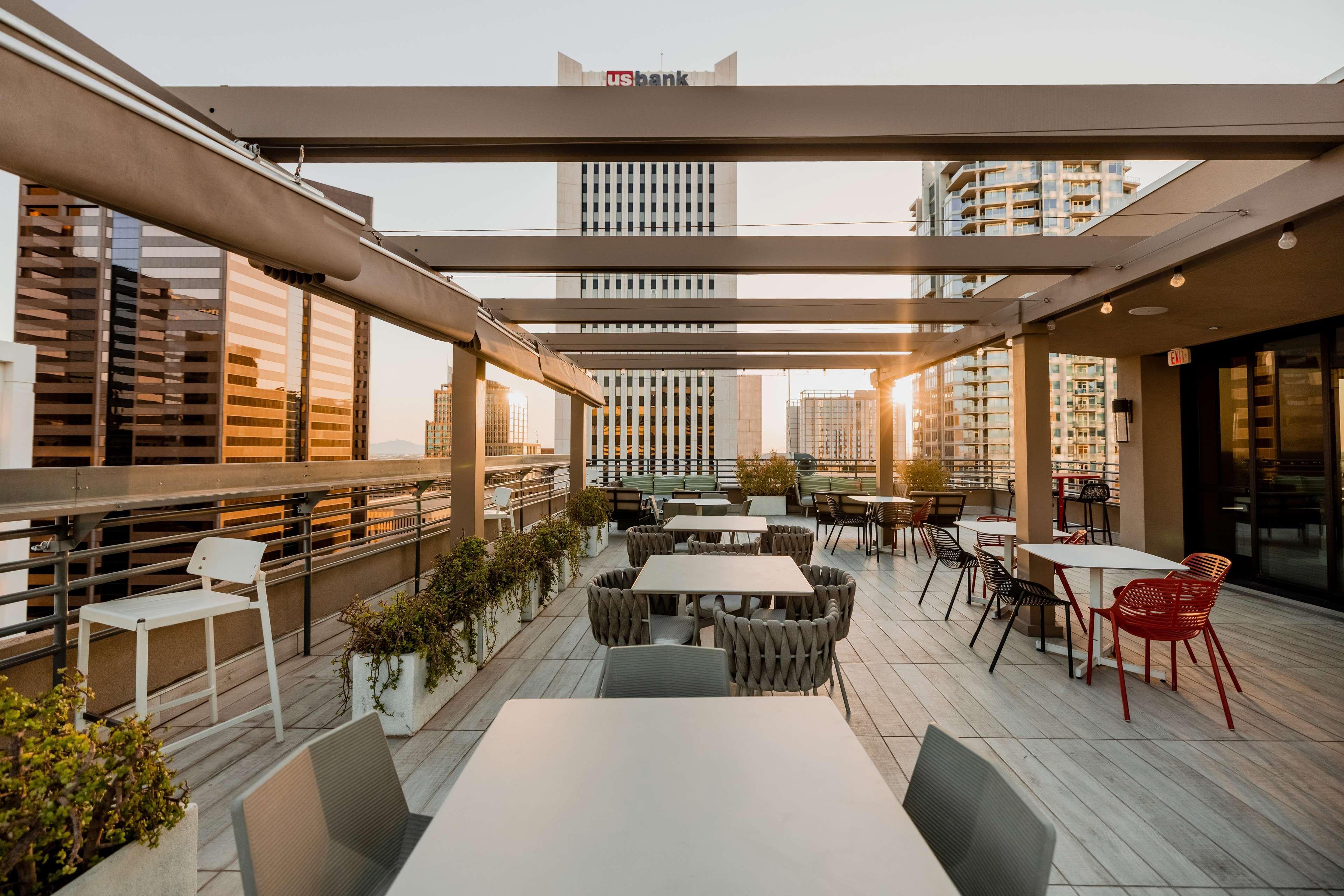 Hilton Garden Inn Phoenix Downtown Exterior photo