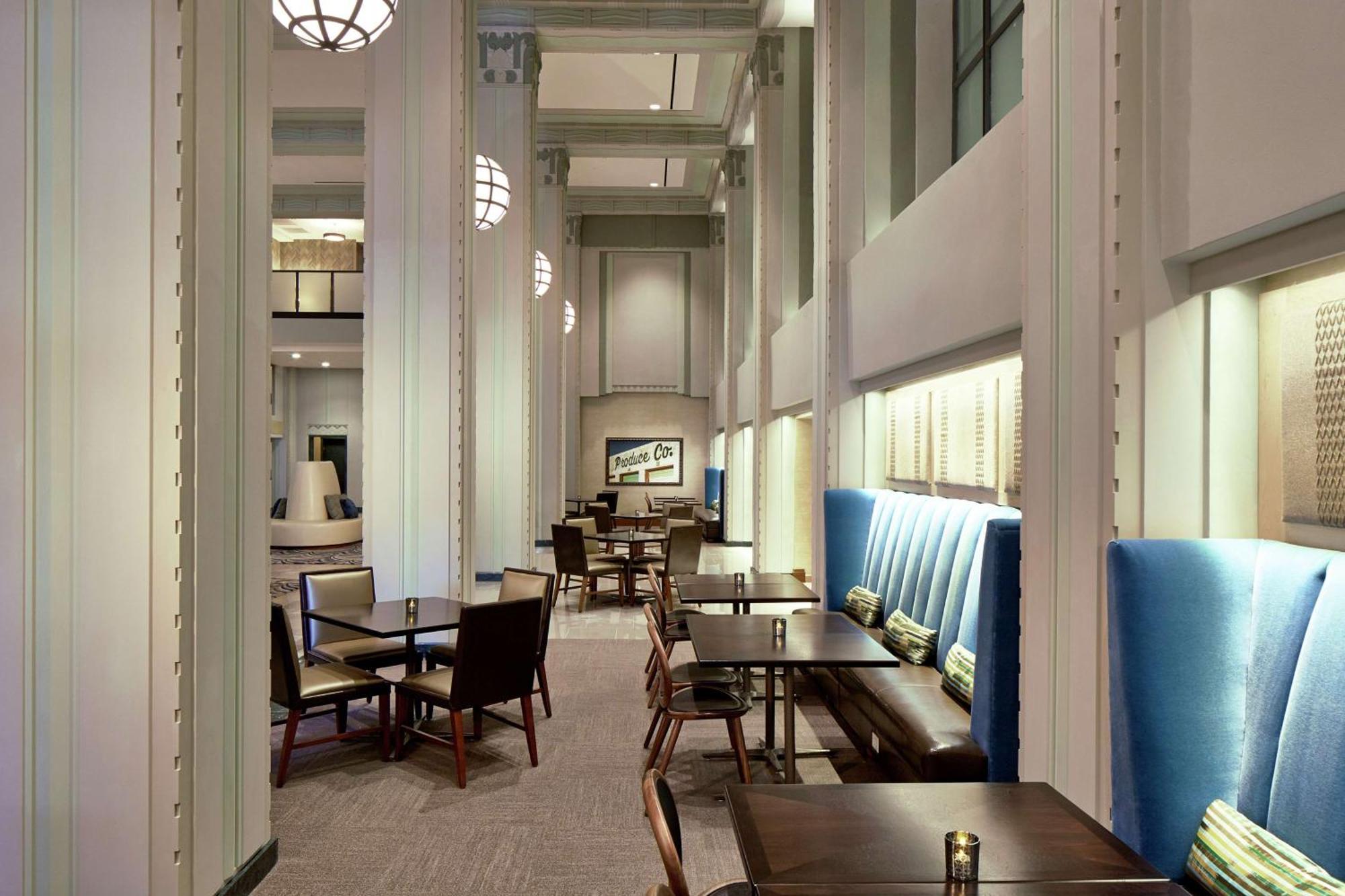Hilton Garden Inn Phoenix Downtown Exterior photo